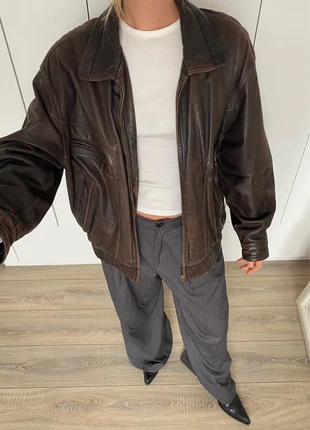 Vintage Dark Brown Oversized Leather Aviator Jacket, marque: Vintage Dressing, état: Très bon état, taille: S / 36 / 8, 90,00 €, 95,20 € Protection acheteurs incluse