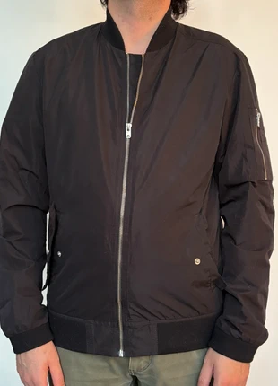 Chaqueta bomber, brand: core, condizioni: Buone, taglia: M, €5.00, €5.95 include la Protezione acquisti