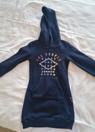 Robe sweat, marke: Lee Cooper, zustand: Sehr gut, größe: 6 Jahre / 116, 4,00 €, 4,90 € inklusive Vinted-Käuferschutz