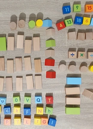 Viga Ensemble de 100 blocs en bois alphabet et chiffres, merk: VIGA, staat: Heel goed, maat: Universeel, € 6,00, € 7,00 inclusief Kopersbescherming