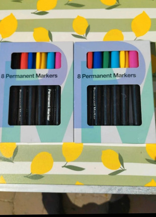 Lots de 8 marqueurs permanents Neufs et colorés, marque: Amazon, état: Neuf avec étiquette, 5,00 €, 5,95 € Protection acheteurs incluse
