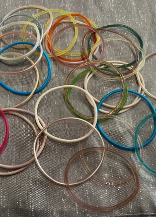 Braccialetti multicolore in silicone, brand: Bambini, condizioni: Buone, taglia: XS, €1.00, €1.75 include la Protezione acquisti