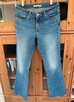 Jean Levi’s - Bootcut 715 - W26L32, marque: Levi's, état: Bon état, taille: S / 36 / 8, 9,00 €, 10,15 € Protection acheteurs incluse