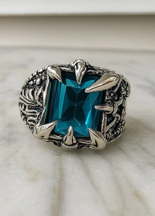 Bague griffe de dragon argentée pierre bleue cristal, style gothique & fantasy, ajustable, état: Très bon état, taille: Ajustable, 5,99 €, 6,99 € Protection acheteurs incluse