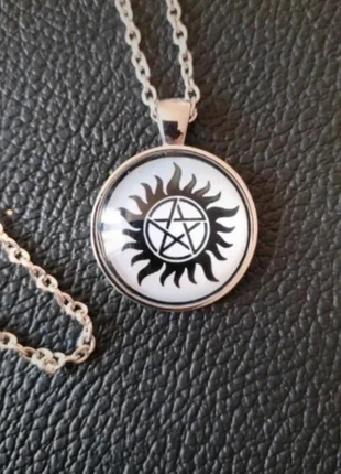 Pendentif pentacle soleil wicca, estado: Muito bom, €2.90, €3.75 inclui Proteção do Comprador