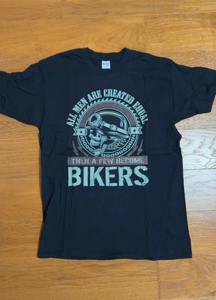 T-shirt biker skull noir L, marca: Coton, estado: Muy bueno, tamaño: L, 3,00 €, 3,85 € Protección al comprador incluida