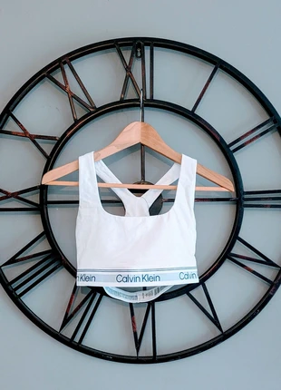 🩶 Bralette Calvin Klein Athletic – Blanche – Taille M – Neuve avec étiquette, marque: Calvin Klein, état: Neuf avec étiquette, taille: M, 13,00 €, 14,35 € Protection acheteurs (Pro) incluse