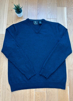 Pull col V Calvin Klein taille S bleu foncé, marke: Calvin Klein, zustand: Sehr gut, größe: S, 43,00 €, 45,85 € inklusive Vinted-Käuferschutz