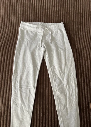 Jogginghose/ Alltagshose, brand: Lefties, condizioni: Buone, taglia: L, €3.00, €3.85 include la Protezione acquisti