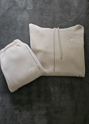 Nike solo swoosh hoddie and sweatpant, marque: Nike, état: Neuf avec étiquette, taille: M / 38 / 10, 119,00 €, 125,65 € Protection acheteurs incluse