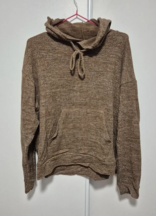Sweat a capuche kaki, marke: Vero Moda, zustand: Gut, größe: M / 38 / 10, 1,00 €, 1,75 € inklusive Vinted-Käuferschutz