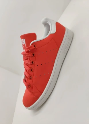 Sneakers Adidas Stan Smith corail red taille 36,5, marke: adidas, zustand: Sehr gut, größe: 36.5, 35,00 €, 37,45 € beinhaltet Vinted-Käuferschutz Pro