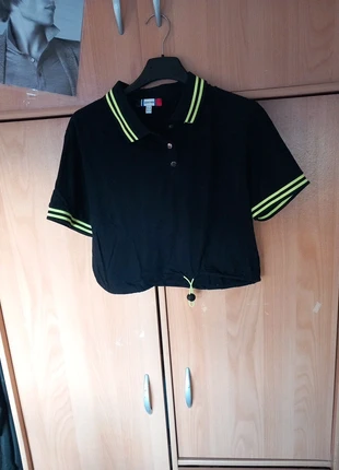 Tee-shirt court, brand: Jennyfer, condition: Very good, size: M, €1.00, €1.75 includes Buyer Protection