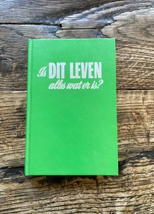 Is dit leven alles wat er is?, staat: Heel goed, € 4,00, € 4,90 inclusief Kopersbescherming
