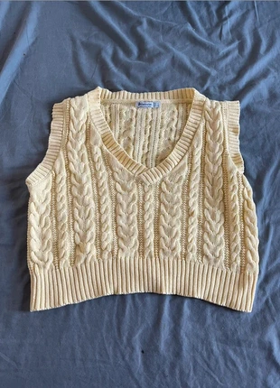 pull sans manche jaune, marque: Stradivarius, état: Neuf sans étiquette, taille: S / 36 / 8, 6,00 €, 7,00 € Protection acheteurs incluse