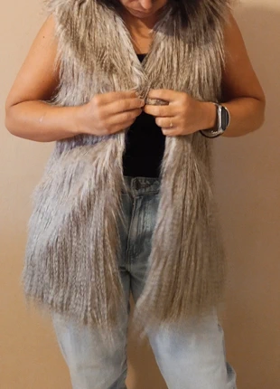 Gilet in pelliccia sintetica beige, marque: Page One, état: Bon état, taille: S / 36 / 8, 4,00 €, 4,90 € Protection acheteurs incluse
