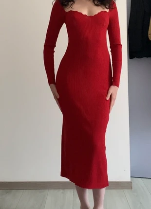 Robe longue rouge en maille côtelée effet corset Mango t.XS, marke: Mango, zustand: Sehr gut, größe: XS / 34 / 6, 16,00 €, 17,50 € inklusive Vinted-Käuferschutz