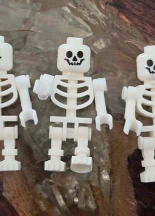 3x Lego Skeleton, marque: toy's, état: Neuf sans étiquette, taille: Prématuré, jusqu'à 44cm, 4,79 €, 5,73 € Protection acheteurs incluse