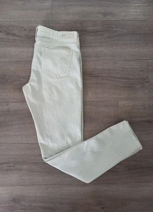 🌹Jean Levi's Demi Curve Low Rise Skinny Vert Pâle Taille W30 07050525, brand: Levi's, condizioni: Ottime, taglia: L / IT 44 / EU 40, €19.00, €20.65 include la Protezione acquisti Pro