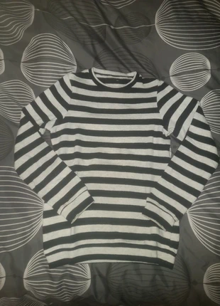 Maglioncino Dou Dou, brand: DOU DOU, condizioni: Ottime, taglia: 10 anni / 140 cm, €10.00, €11.20 include la Protezione acquisti