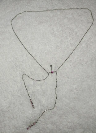 Piercing nombril et sa chaîne de tour de taille, zustand: Sehr gut, 4,00 €, 4,90 € inklusive Vinted-Käuferschutz