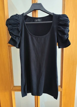 Camiseta negra de algodón - mangas cortas abullonada - escote redondo amplio T36/38, marque: Zara Basic, état: Très bon état, taille: M / 38 / 10, 4,00 €, 4,90 € Protection acheteurs incluse
