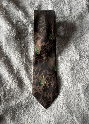Cravate Devred marron motifs feuillages et girafes brodées, marque: Devred, état: Très bon état, 2,00 €, 2,80 € Protection acheteurs incluse