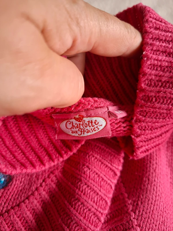 gilet rose taille 6 ans, marque Charlotte aux fraises, en très bon état - photo numéro 2