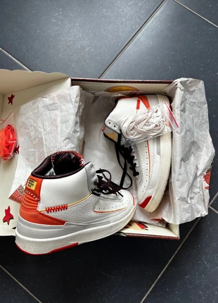 Air Jordan 2 Maison Château Rouge (MCR) 43 EU, marque: Jordan, état: Bon état, taille: 43, 100,00 €, 105,70 € Protection acheteurs incluse