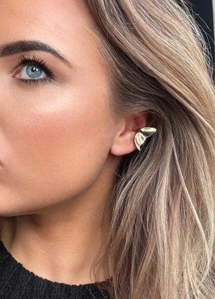 Prachtige verstelbare ear cuff zeemeerminnenvin nieuw, staat: Nieuw zonder prijskaartje, € 6,00, € 7,00 inclusief Kopersbescherming Pro