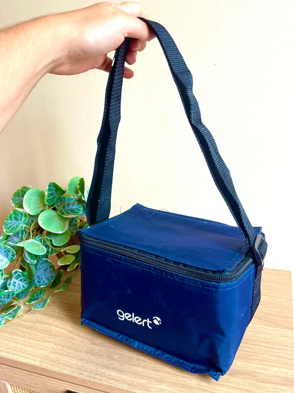 Sac isotherme bleu fonce Geant zip bandouliere compacte pique nique camping - photo numéro 2