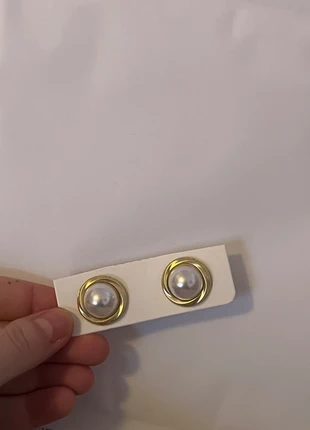 Boucles d’oreilles dorées à perle blanche – fantaisie, marke: sans marque, zustand: Neu, 2,50 €, 3,33 € beinhaltet Vinted-Käuferschutz Pro
