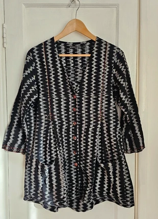Black ikat embroidered jacket/blouse, brand: Gudrun Sjödén, condition: Very good, size: S / 8, £35.00, £37.45 includes Buyer Protection