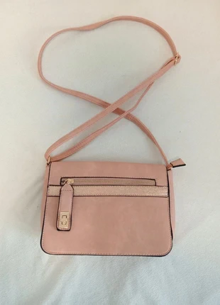 🎀 Bolso bandolera rosa claro, condizioni: Ottime, €7.00, €8.05 include la Protezione acquisti