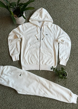 Weißer Lacoste Tracksuit, Größe L, in sehr gutem Zustand, marke: Lacoste, zustand: Sehr gut, größe: L, 86,99 €, 92,04 € inklusive Vinted-Käuferschutz