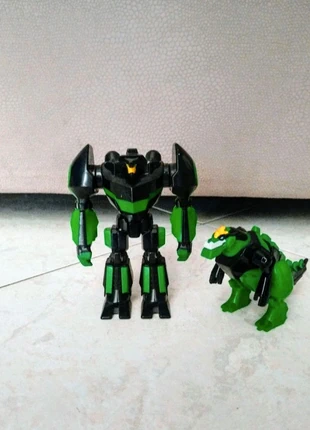 Action figure Transformers, marke: Transformers, zustand: Sehr gut, größe: Einheitsgröße, 6,00 €, 7,00 € inklusive Vinted-Käuferschutz