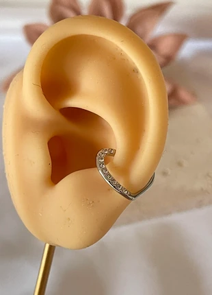 Faux Piercing oreille argenté en acier inoxydable, marque: lestresorsdecapu, état: Très bon état, 8,90 €, 10,05 € Protection acheteurs (Pro) incluse