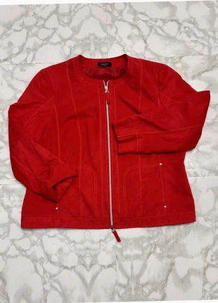 T-shirt Vintage taglia 48 - Jacket, brand: Vintage Dressing, condizioni: Ottime, taglia: L / IT 44 / EU 40, €18.00, €19.60 include la Protezione acquisti