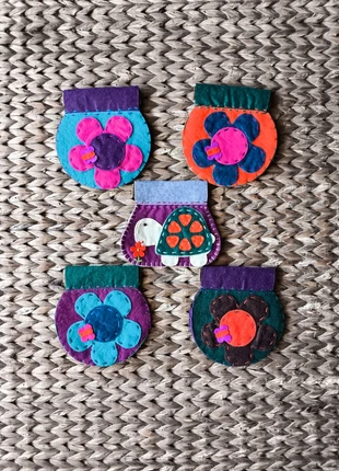 Pack de 5 monederos tela, marca: Local, estado: Muy bueno, 1,50 €, 1,58 € Protección al comprador incluida