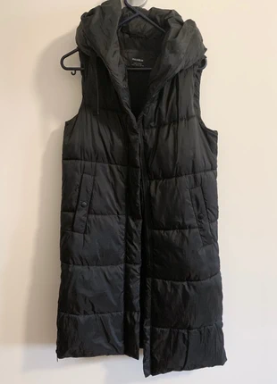 Colete acolchoado comprido preto S, marque: Pull & Bear, état: Très bon état, taille: S / 36 / 8, 19,00 €, 20,65 € Protection acheteurs incluse