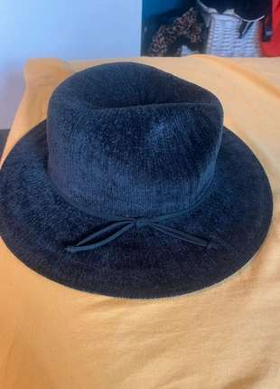Black hat adjustable, brand: Accessorize, condition: New without tags, size: M, £3.00, £3.85 includes Buyer Protection