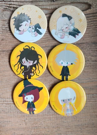 Badges Danganronpa, état: Neuf sans étiquette, 30,00 €, 32,20 € Protection acheteurs incluse