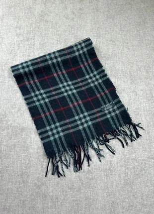 Écharpe Burberry bleu marine, brand: Burberry, condition: Very good, €45.00, €47.95 includes Buyer Protection Pro