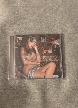 Taylor Swift The Life of a Showgirl CD, condition: New, £10.00, £11.20 includes Buyer Protection