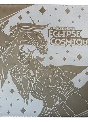 Classeur Pokémon pour master set Éclipse Cosmique, marque: Pokémon, état: Neuf sans étiquette, 70,00 €, 74,20 € Protection acheteurs (Pro) incluse