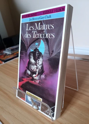 Livre Les Maîtres des Ténèbres (ldvelh), état: Bon état, 10,00 €, 11,20 € Protection acheteurs incluse