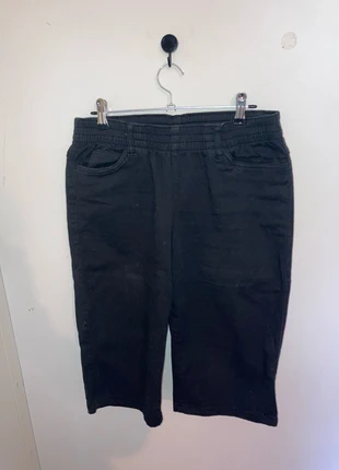 Bermuda jean noir, brand: Bonprix, condition: Very good, size: M / 38 / 10, €3.00, €3.85 includes Buyer Protection