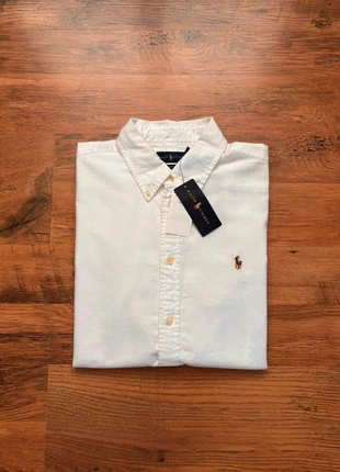 Chemise à manche courtes Ralph Lauren blanche avec logo brodé - Taille XL Femme, marque: Ralph Lauren, état: Très bon état, taille: XL / 42 / 14, 55,00 €, 58,45 € Protection acheteurs incluse