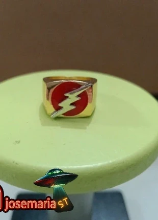 Anillo talla 10 de The Flash, staat: Nieuw zonder prijskaartje, maat: 50.6 mm / 16.1 mm Ø, € 10,00, € 11,20 inclusief Kopersbescherming