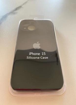 Coque iPhone 15 noire, état: Neuf sans étiquette, 8,99 €, 10,14 € Protection acheteurs incluse